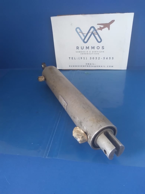 Twin Commander - PN/ EA 1165 (Und)