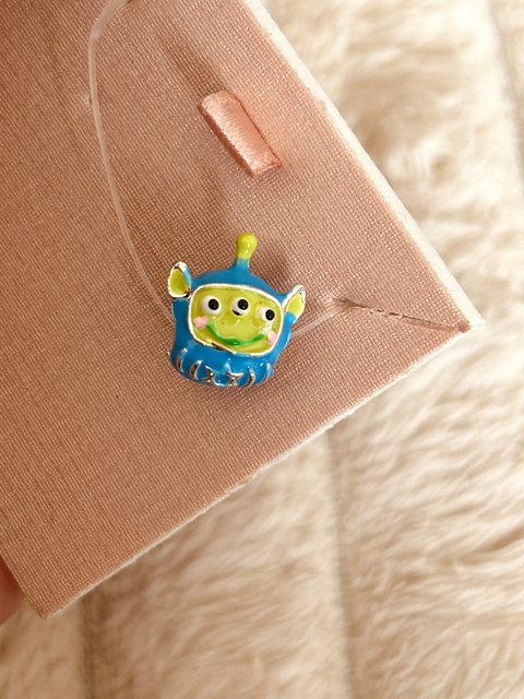 Berloque homenzinho verde (toy story) banhado a prata 925 - comprar online