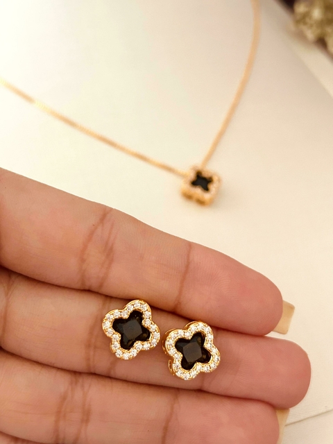 Conjunto Semijoia Trevo Cravejado - comprar online