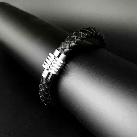 Pulsera de Cuero y Acero Nut 21.5 cm - comprar online