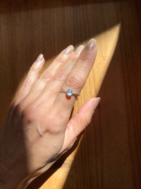 Anel Pedra da Lua Gotinha