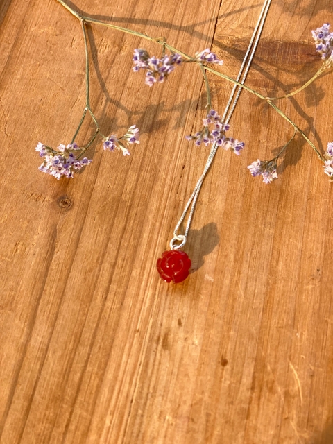 Pingente Minimalista Flor Ágata