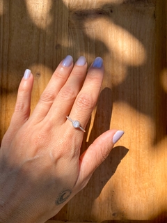 Anel Pedra da Lua Bolinha na internet