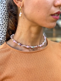 Choker Cascalho Rosada na internet