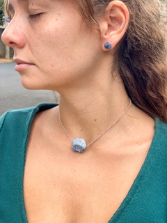 Colar Quartzo Azul Bruto - comprar online