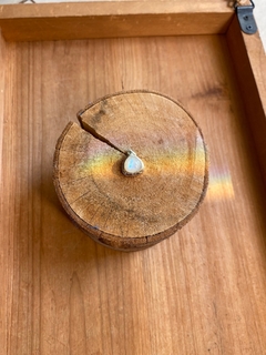 Pingente Pedra da Lua Triangular na internet