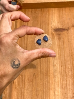 Brinco Forma Livre Sodalita - comprar online