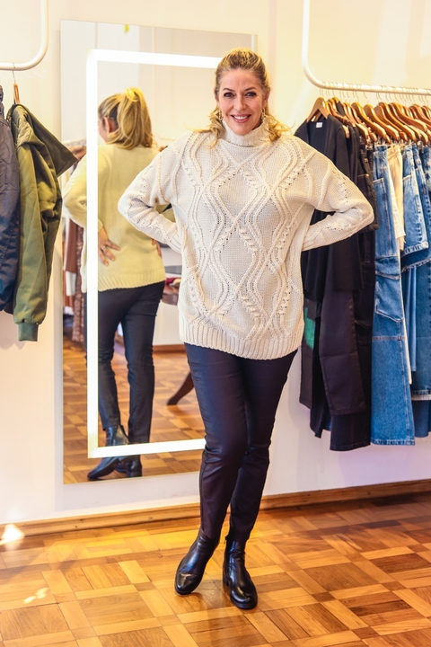 Blusa Longa Tricô Pipoca - comprar online