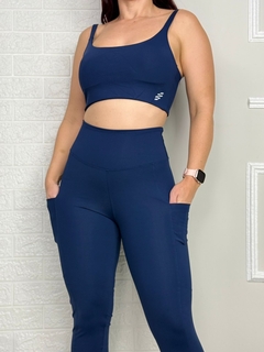 Conjunto Maxxi Premium com Compressão e Bolso Poliamida na internet