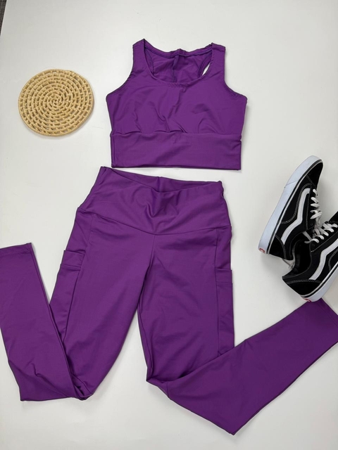 Conjunto de Calça em Poliamida Lisa com Bolso e Top Nadador