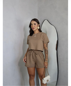 Conjunto Luana na internet