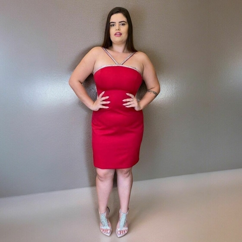 VESTIDO CURTO COM BRILHO