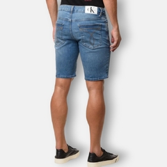 BERMUDA MASCULINA CALVIN KLEIN na internet