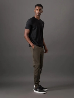 CAMISETA MASCULINA CALVIN KLEIN na internet