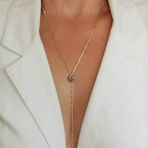 Colar gravatinha com pedra lilás