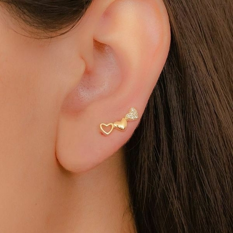 Mini earcuff três corações