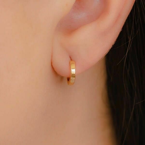 Brinco Argolinha Lisa Média