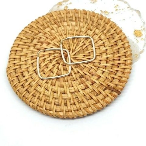 Argola quadrada na Prata 925