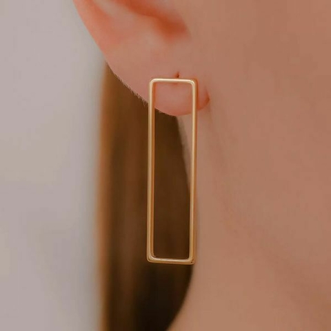 Brinco Retangular Vazado