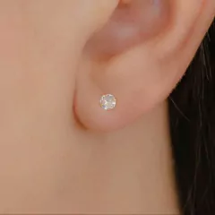 Brinco ponto de luz pequeno