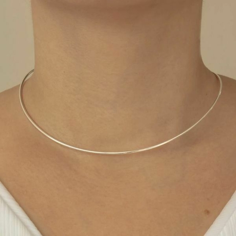 Colar aro fino com fecho