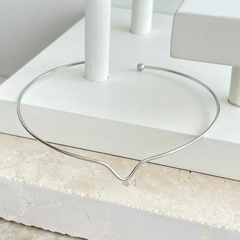 Colar aro fino no aço