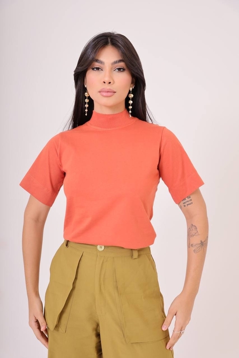 T-shirt gola alta - laranja