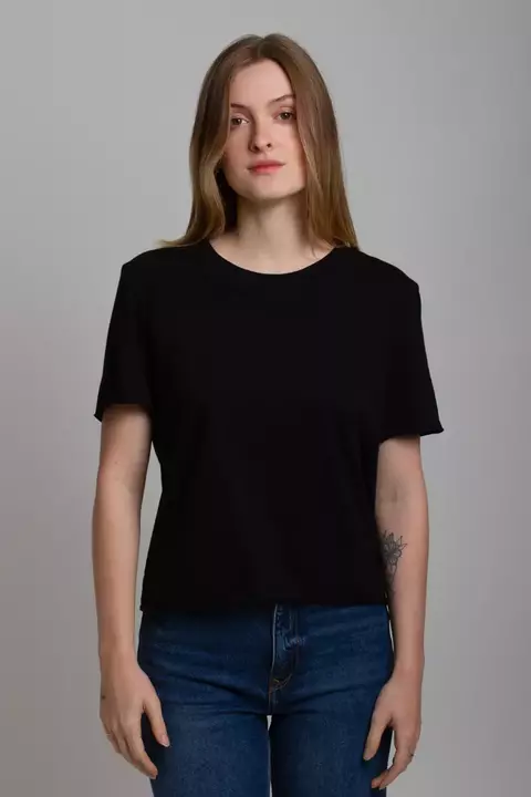 CAMISETA CORTE A LASER MOYO