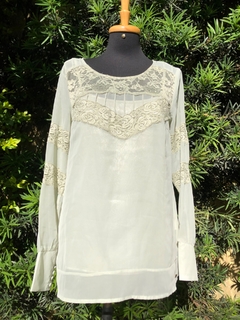 HERING - BLUSA VERDE RENDA - P