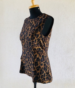CAROLINA HERRERA - BLUSA ANIMAL PRINT - P na internet