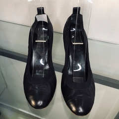 CHANEL - SAPATO ELASTIC CAP TOE - 39 - loja online