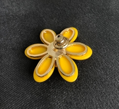 IZA PEROBELLI - BRINCO FLOR AMARELA - comprar online