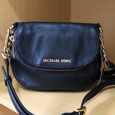 MICHAEL KORS - BOLSA PEQUENA PRETA