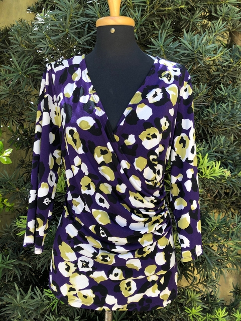 ANN TAYLOR - BLUSA ROXA ESTAMPA FLORAL