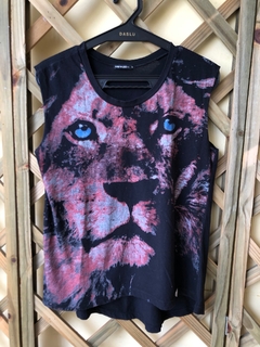 ARMAZÉM - BLUSA PRETA LEÃO