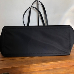 Imagem do KATE SPADE - BOLSA GRANDE DE NYLON PRETA