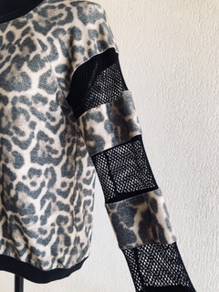 FPM BLUE- BLUSA ANIMAL PRINT - M na internet