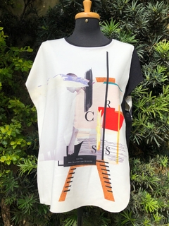 ZARA - BLUSA ESTAMPADA RECORTE - M