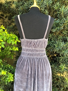 LE PARTOUT - VESTIDO LONGO VELUDO MOLHADO - Maria Madame Desapegos - Multimarcas e Luxo!