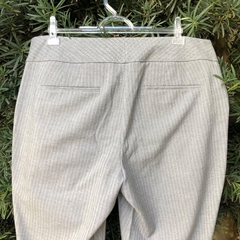ANN TAYLOR - CALÇA ALFAITARIA CINZA - G - Maria Madame Desapegos - Multimarcas e Luxo!