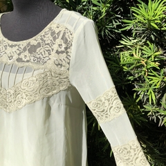HERING - BLUSA VERDE RENDA - P na internet