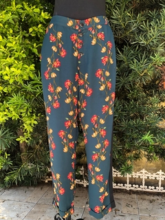 NMZ - CALÇA VERDE ESTAMPA FLORAL - P - Maria Madame Desapegos - Multimarcas e Luxo!