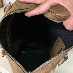 MOB - BOLSA CROCO BEGE - comprar online