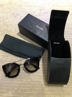 PRADA - ÓCULOS COLEÇÃO CINEMA na internet