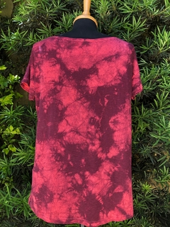 MOB - BLUSA BORDÔ MANCHADA - P na internet