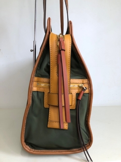 TORY BURCH - BOLSA NYLON VERDE - loja online