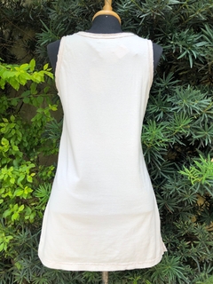 MOB - BLUSA REGATA BEGE na internet