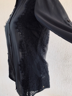 EXPRESS - CAMISA CINZA RENDA na internet