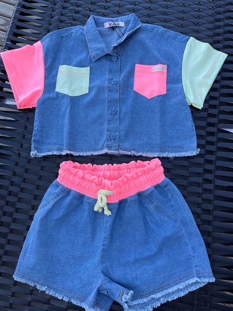 conjunto jeans colorido