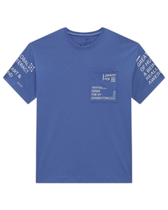 Camiseta com bolso frontal